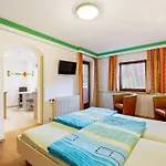 Spacious Apartment in Saalbach-Hinterglemm near Ski Area
